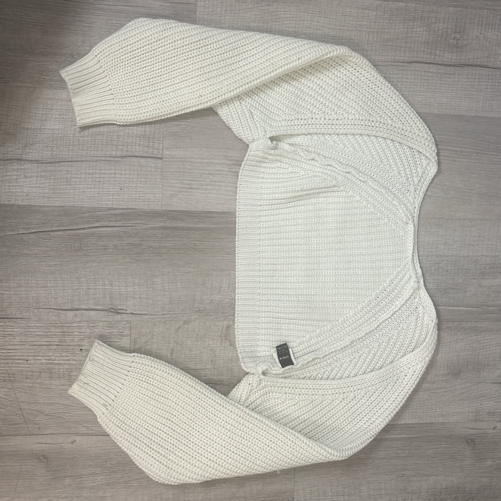 SHEIN White Knit Shrug